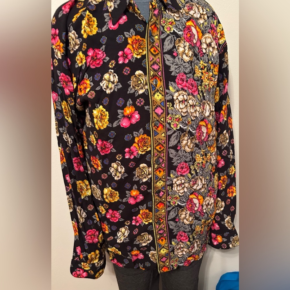 Vintage 1990 unisex button down dress shirt